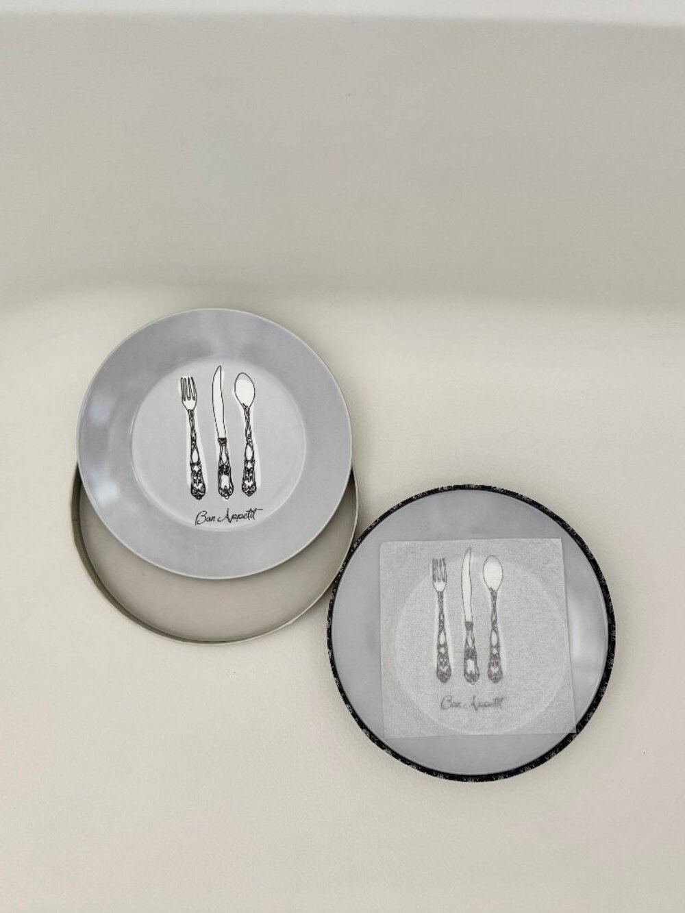 C.R. Gibson Bon Appetite 8" Plate Paris Theme Fork-Knife Spoon 4pc Box Dessert